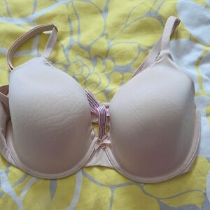 Victoria's Secret Smooth Light Nude T-Shirt Bra